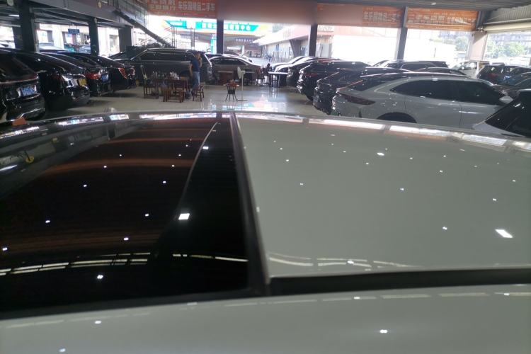 Used Toyota Venza 2023 2.0L CVT Two-Wheel Drive Luxury Edition Roof