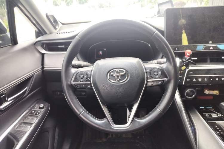 Used Toyota Venza 2023 2.0L CVT Two-Wheel Drive Prestige Version Steering Wheel