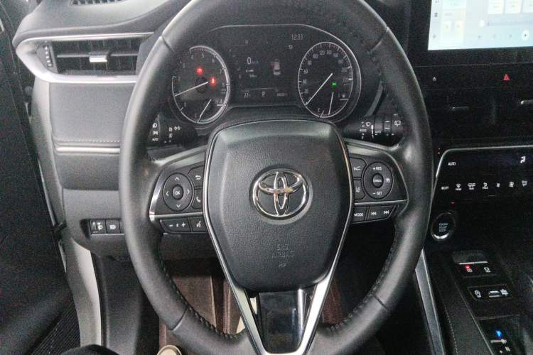 Used Toyota Venza 2023 2.0L CVT Two-Wheel Drive Luxury Edition Steering Wheel