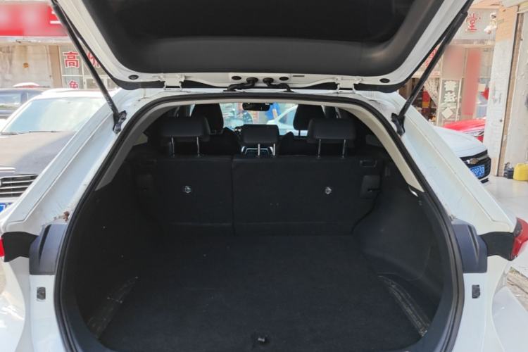 Used Toyota Venza 2023 2.0L CVT Two-Wheel Drive Luxury Edition Trunk
