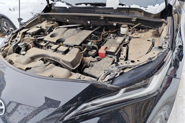 Used Toyota Venza 2024 2.0L CVT Two-Wheel Drive Prestige Edition Engine Bay Left