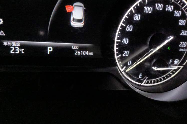 Used Toyota Venza 2024 2.0L CVT Two-Wheel Drive Luxury Edition Odometer Close Up