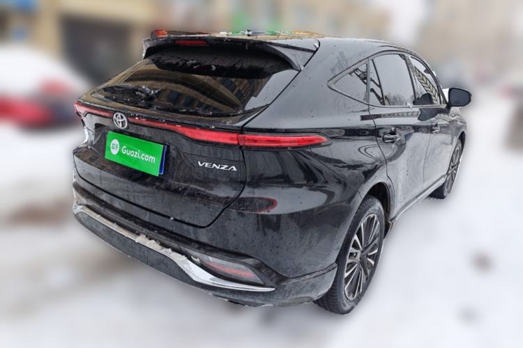 Used Toyota Venza 2024 2.0L CVT Two-Wheel Drive Prestige Edition Rear Right 45 Deg