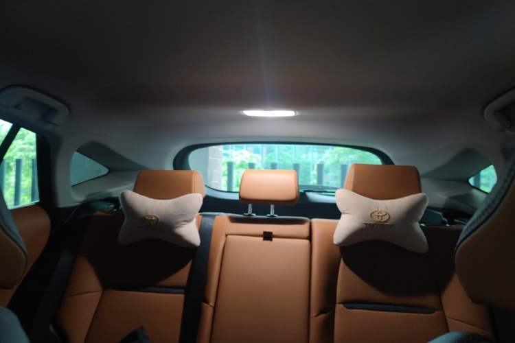 Used Toyota Venza 2024 2.5L Smart e-Power Dual-Motor Two-Wheel Drive Luxury Edition Headliner