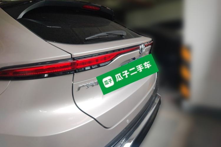 Used Toyota Venza 2024 2.5L Smart e-Power Dual-Motor Two-Wheel Drive Luxury Edition Rear