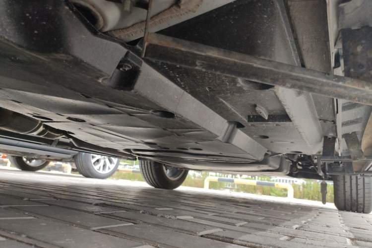 Used Toyota Venza 2024 2.5L Smart Electric Hybrid Dual-Drive Tech Edition Chassis Front Left