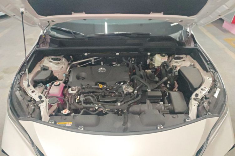 Used Toyota Venza 2024 2.5L Smart Electric Hybrid Dual-Drive Luxury PLUS Edition Engine Bay