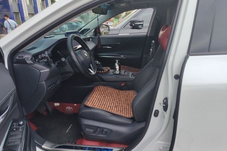 Used Toyota Venza 2024 2.5L Smart Electric Hybrid Dual-Drive Tech Edition Left Front Seat