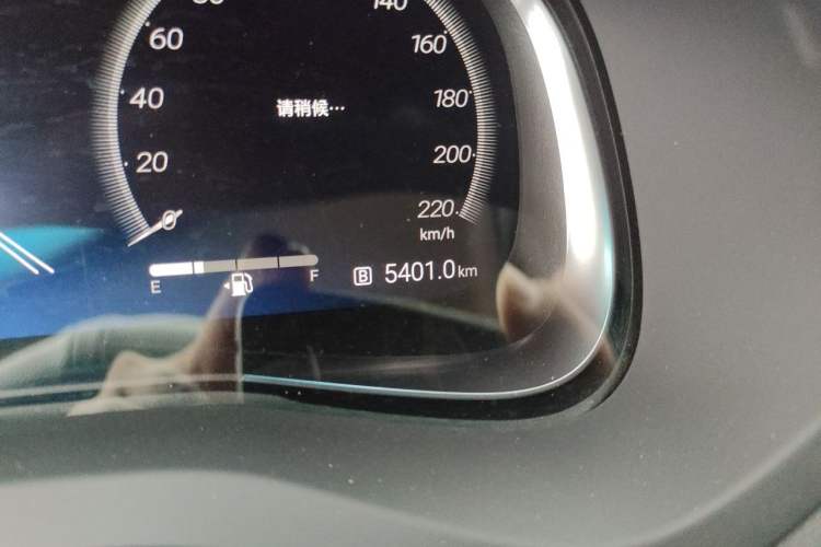 Used Toyota Venza 2024 2.5L Smart Electric Hybrid Dual-Drive Tech Edition Odometer Close Up