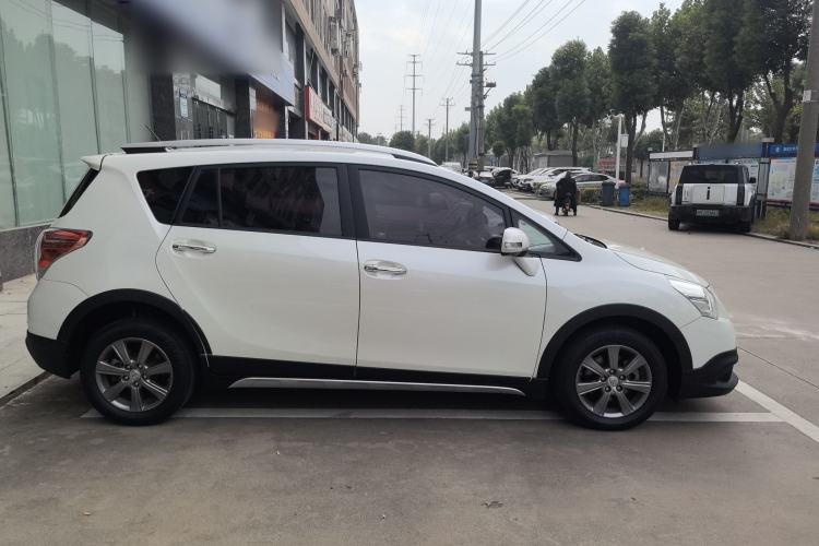Used Toyota Verso 2015 180E CVT Crossover Edition Exterior 2