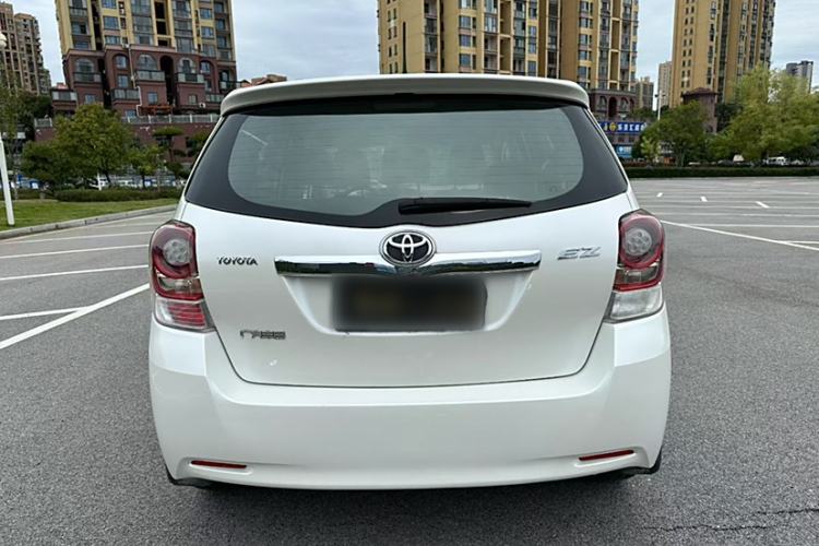 Used Toyota Verso 2014 Starlight 180E CVT Elite Edition Exterior 3