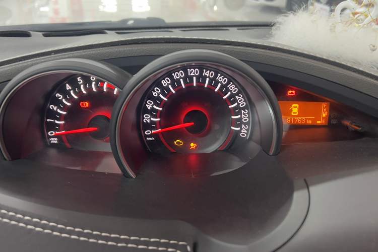 Used Toyota Verso 2015 180E CVT Crossover Edition Odometer Close Up