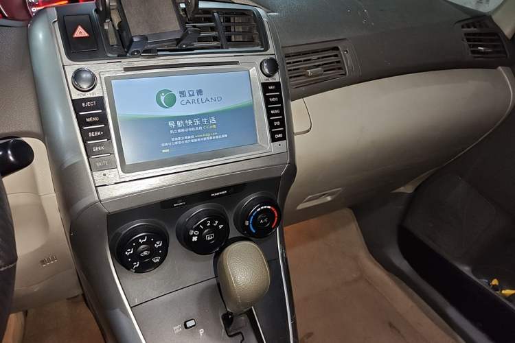 Used Toyota Verso 2011 180E CVT Elite Edition Audio And AC Panel