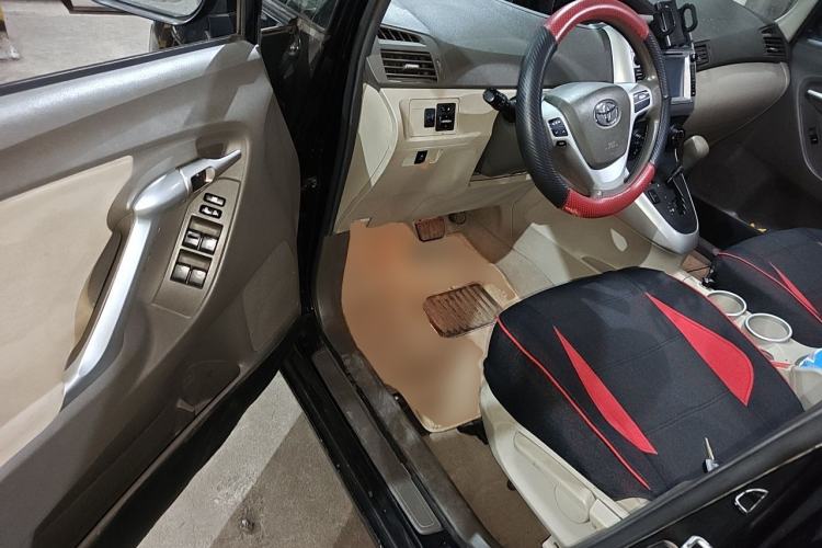 Used Toyota Verso 2011 180E CVT Elite Edition Driver Seat