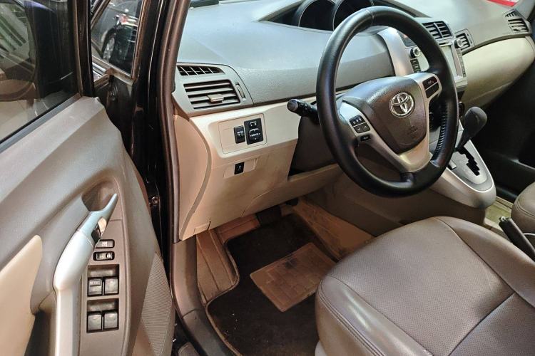 Used Toyota Verso 2011 180E CVT Elite Edition Driver Seat