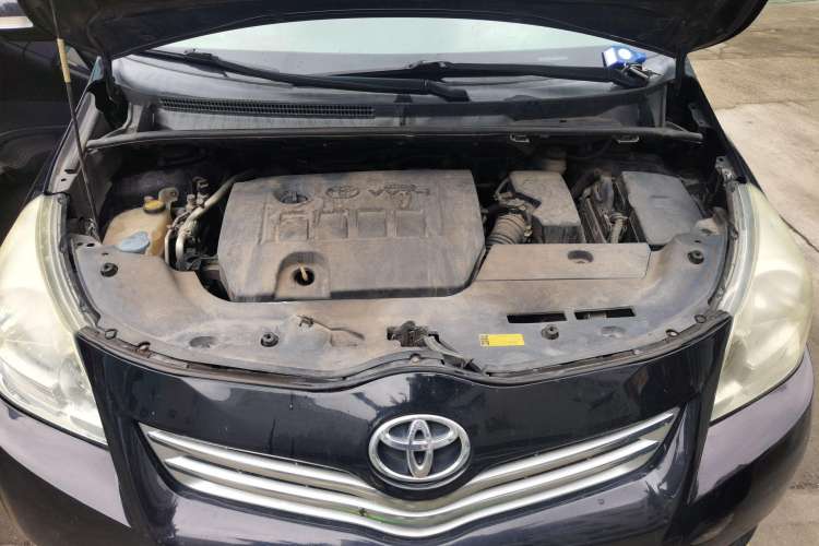 Used Toyota Verso 2011 180E CVT Elite Edition Engine Bay