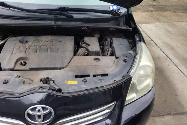 Used Toyota Verso 2011 180E CVT Elite Edition Engine Bay Left