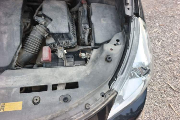 Used Toyota Verso 2011 180E CVT Elite Edition Engine Bay Left