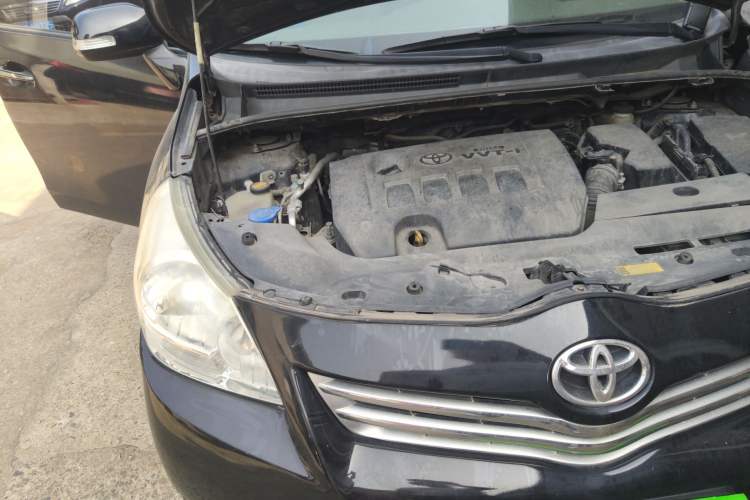 Used Toyota Verso 2011 180E CVT Elite Edition Engine Bay Right