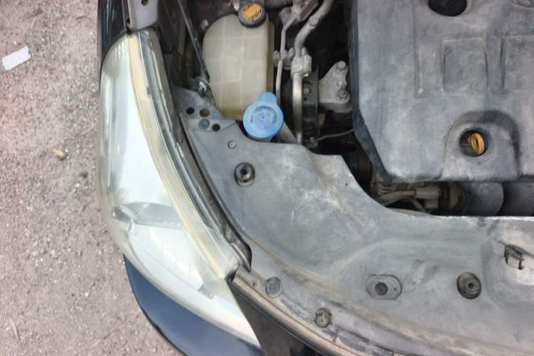 Used Toyota Verso 2011 180E CVT Elite Edition Engine Bay Right