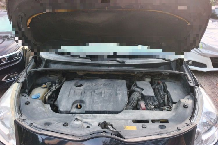 Used Toyota Verso 2011 180E CVT Elite Edition Engine Bay
