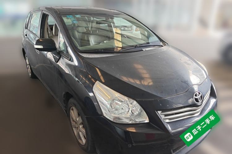 Used Toyota Verso 2011 180G CVT Luxury Edition Front Right 45 Deg