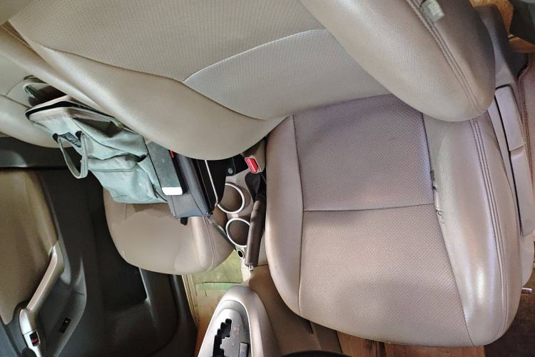 Used Toyota Verso 2011 180E CVT Elite Edition Left Front Seat