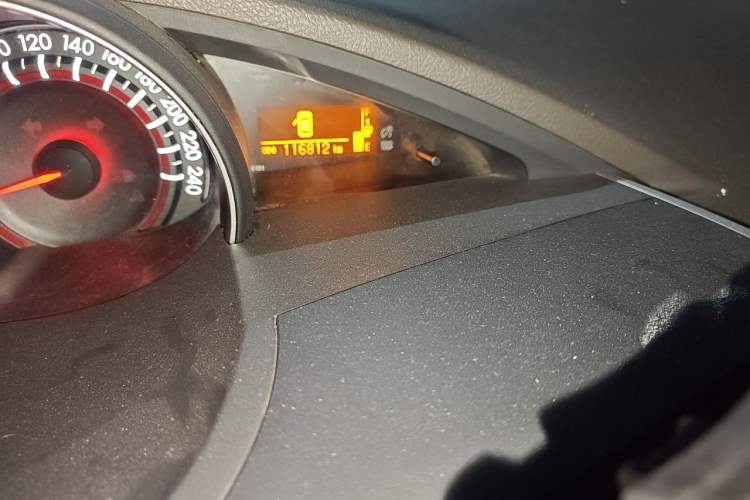 Used Toyota Verso 2011 180E CVT Elite Edition Odometer Close Up
