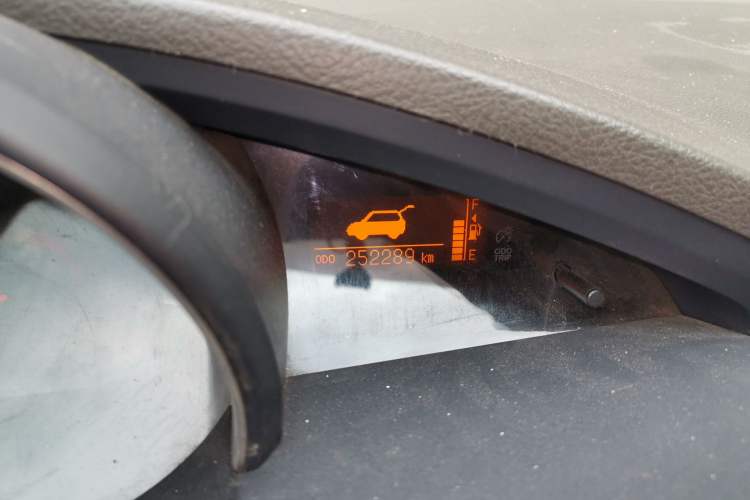 Used Toyota Verso 2011 180E CVT Elite Edition Odometer Close Up