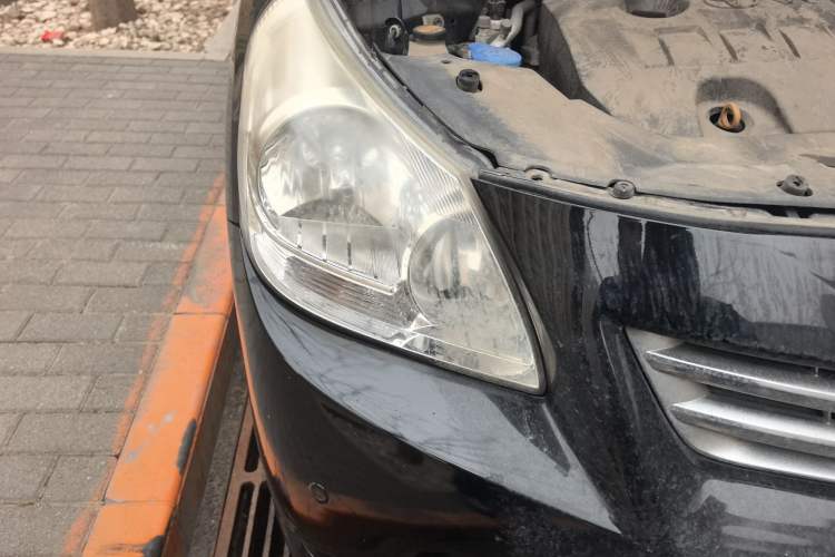 Used Toyota Verso 2011 180G CVT Luxury Edition Right Front Headlight
