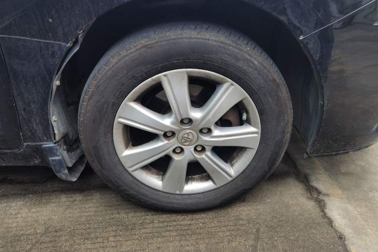 Used Toyota Verso 2011 180E CVT Elite Edition Right Front Wheel Hub