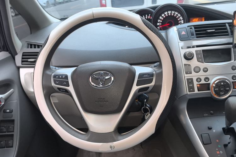 Used Toyota Verso 2011 180G CVT Luxury Edition Steering Wheel