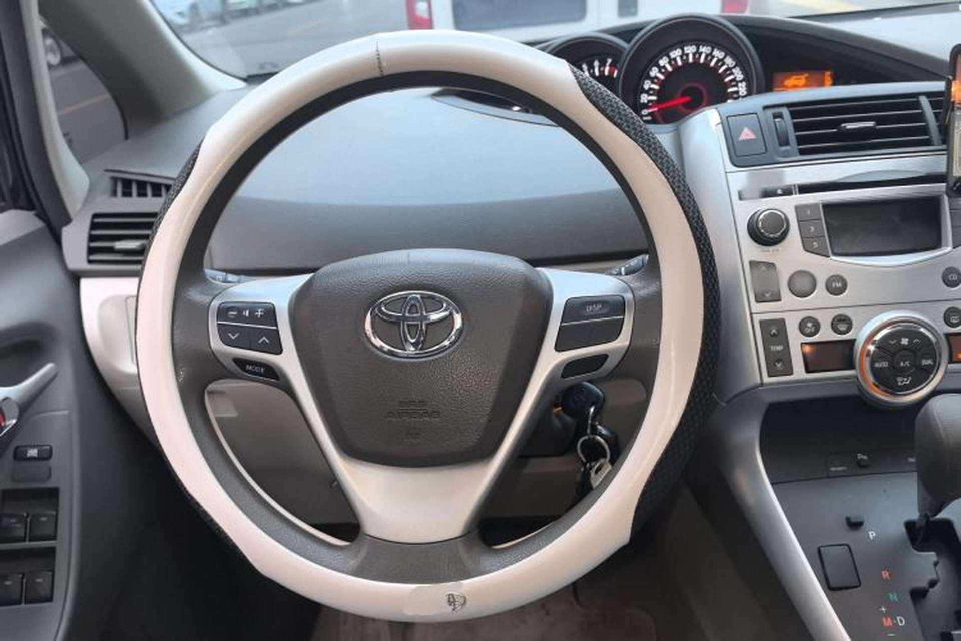 Used Toyota Verso 2011 180G CVT Luxury Edition Steering Wheel