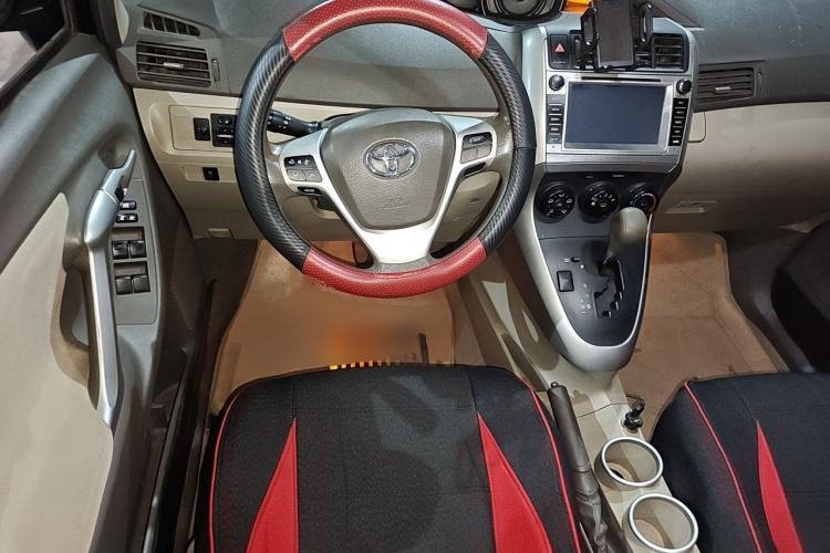Used Toyota Verso 2011 180E CVT Elite Edition Steering Wheel