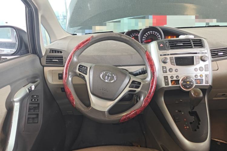 Used Toyota Verso 2011 180G CVT Luxury Edition Steering Wheel