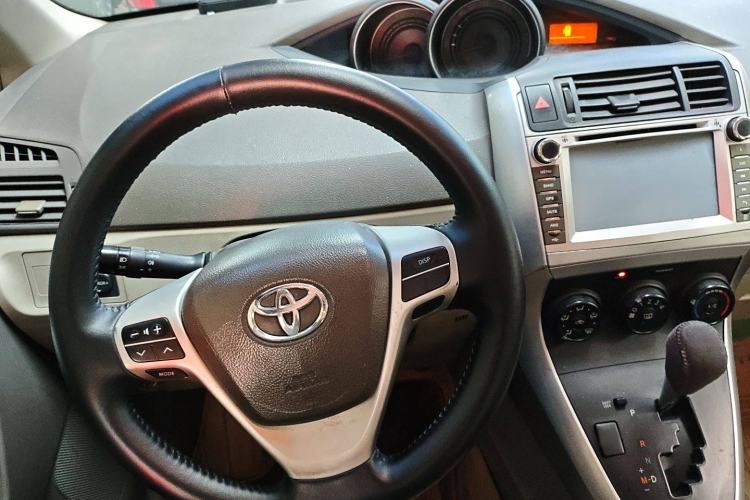 Used Toyota Verso 2011 180E CVT Elite Edition Steering Wheel