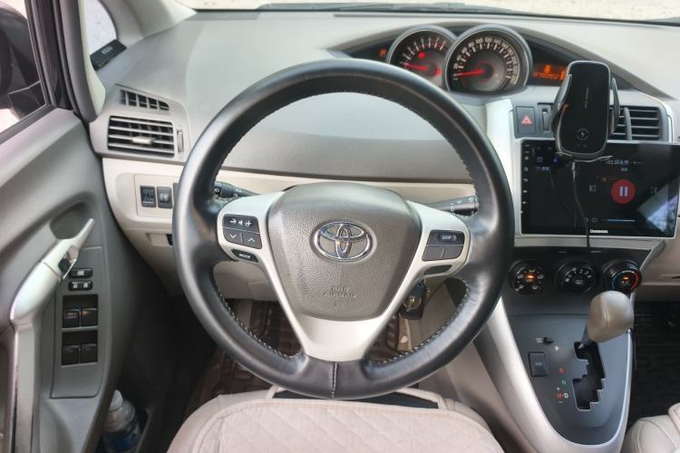 Used Toyota Verso 2011 180E CVT Elite Edition Steering Wheel