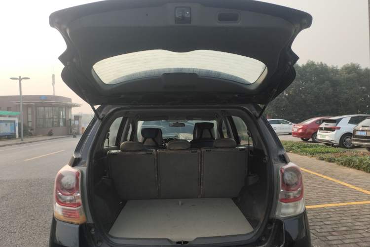 Used Toyota Verso 2011 180E CVT Elite Edition Trunk