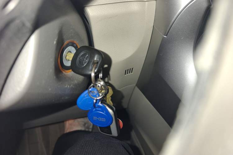 Used Toyota Verso 2011 180G CVT Comfort Edition Vehicle Key