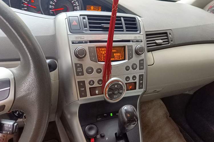 Used Toyota Verso 2011 180G CVT Comfort Edition Audio And AC Panel