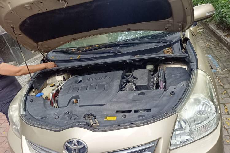 Used Toyota Verso 2011 180G CVT Comfort Edition Engine Bay