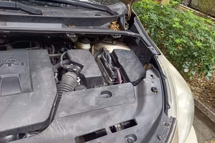Used Toyota Verso 2011 180G CVT Comfort Edition Engine Bay Left