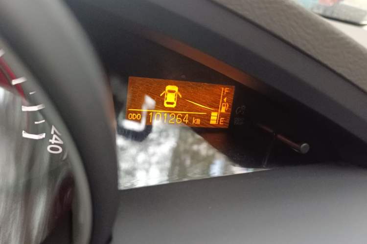 Used Toyota Verso 2011 180G CVT Comfort Edition Odometer Close Up