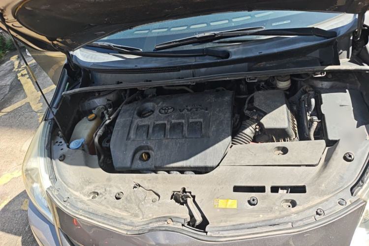 Used Toyota Verso 2011 180G CVT Luxury Multi-Function Version Engine Bay