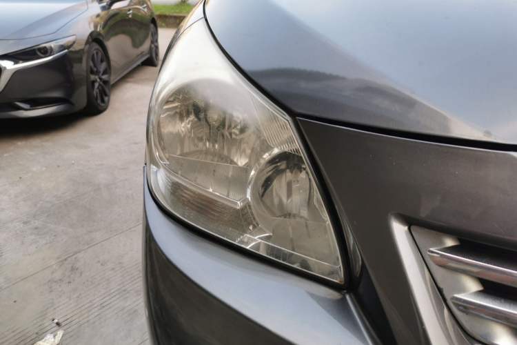 Used Toyota Verso 2011 180E CVT Elite Edition Right Front Headlight