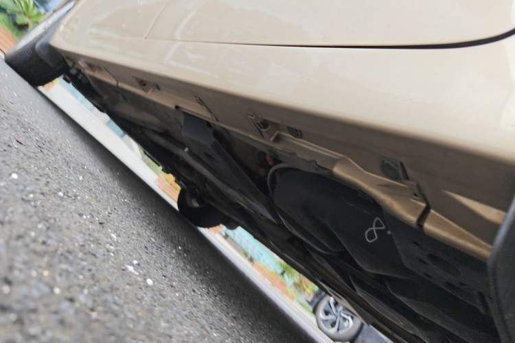 Used Toyota Verso 2011 180E CVT Elite Edition Chassis Rear Left