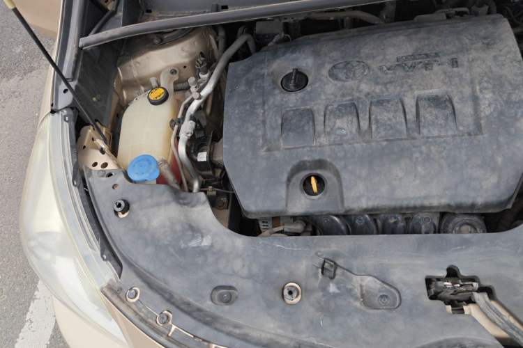 Used Toyota Verso 2011 180E CVT Elite Edition Engine Bay Right