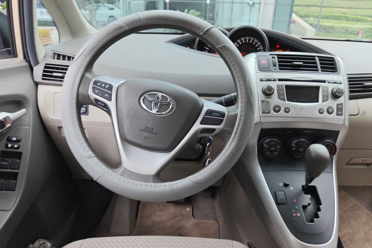 Used Toyota Verso 2011 180E CVT Elite Edition Steering Wheel
