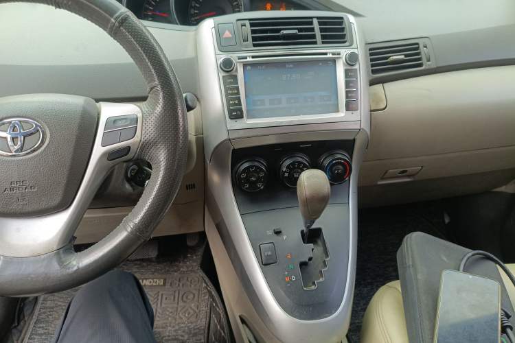Used Toyota Verso 2011 180E CVT Elite Edition Audio And AC Panel