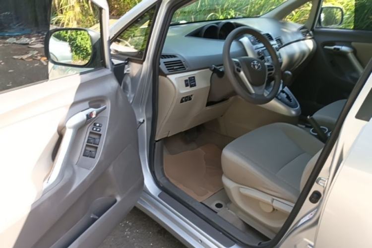 Used Toyota Verso 2011 180E CVT Elite Edition Driver Seat